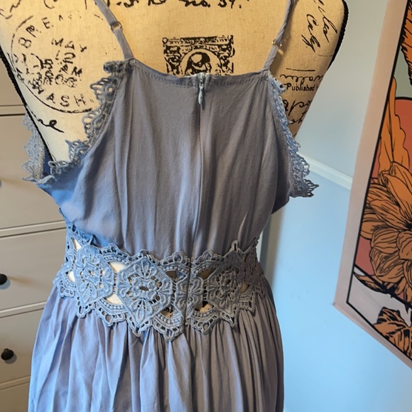 Lace Detail Baby blue Maxi Dress - Picture 3 of 5